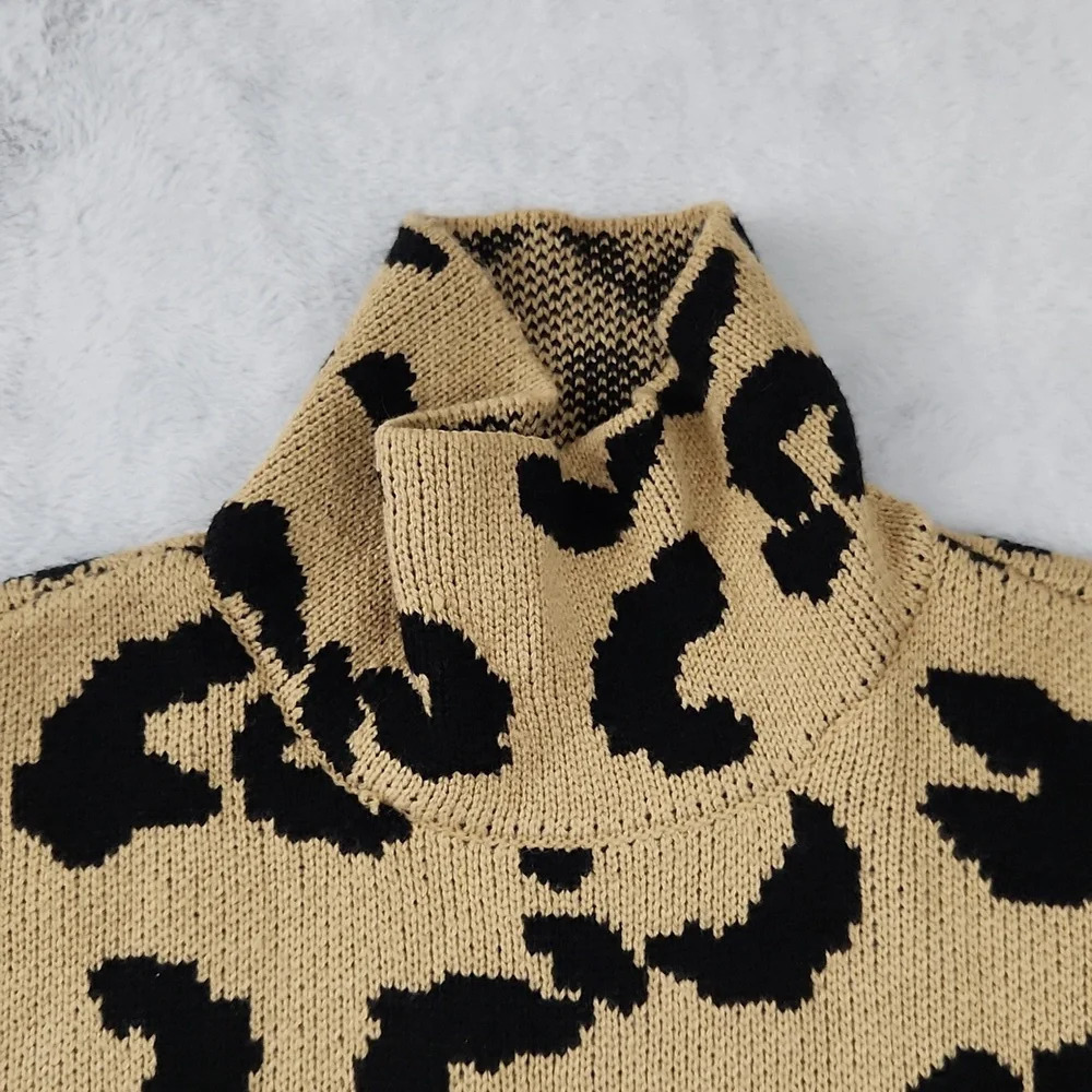 DKNY Animal print turtle neck knit sweater size small - Picture 8 of 12